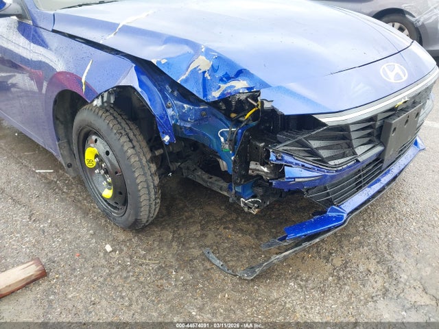 HYUNDAI ELANTRA SEL CONVENIENCE - 6