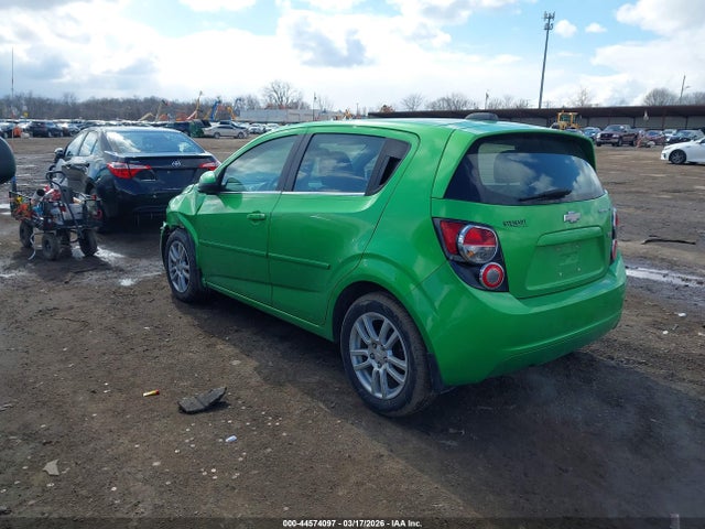 2015 Chevrolet SONIC LT AUTO — фото 3