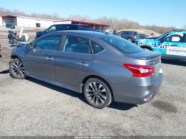 2019 Nissan SENTRA SR photo 3