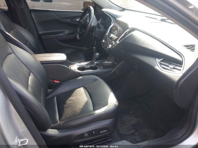 CHEVROLET MALIBU 1LT - 5