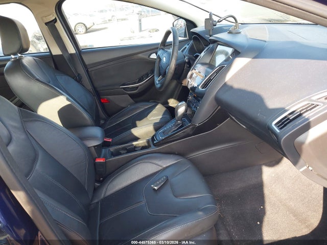 FORD FOCUS TITANIUM - 5