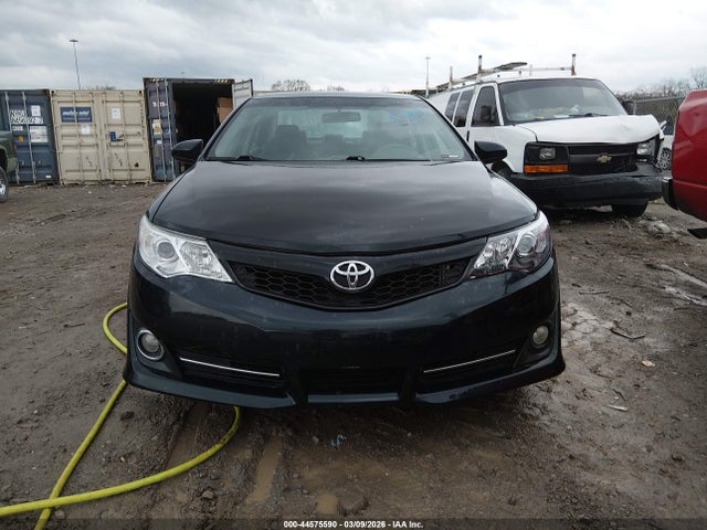 TOYOTA CAMRY - 6