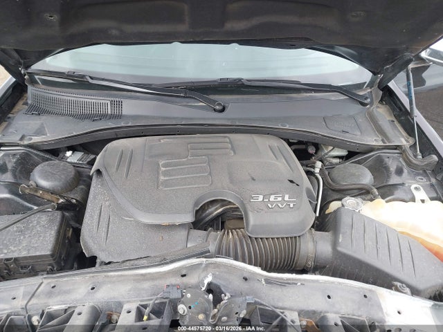 CHRYSLER 300 LIMITED - 10