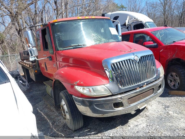 2003 INTERNATIONAL 4000 4300