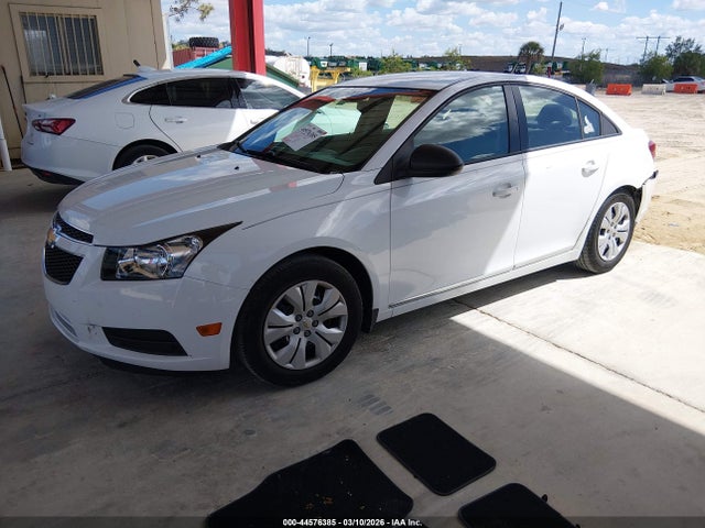 2014 Chevrolet CRUZE LS AUTO 照片 2