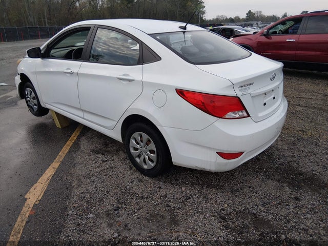 HYUNDAI ACCENT SE - 3