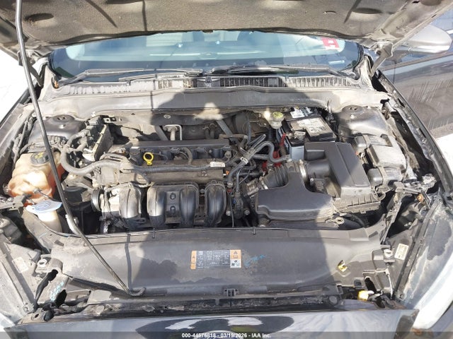FORD FUSION SE - 10