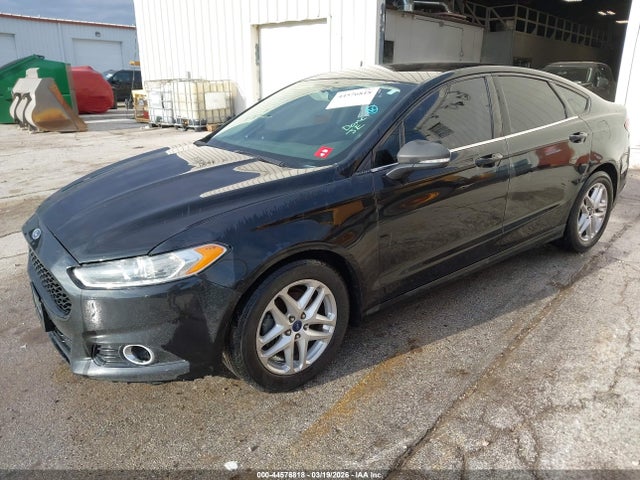 FORD FUSION SE - 2