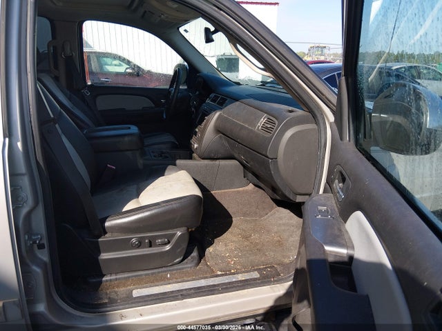 CHEVROLET AVALANCHE 1500 LT - 5