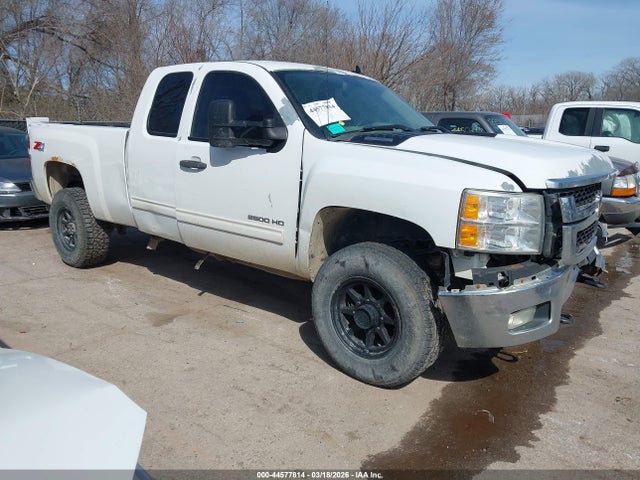 CHEVROLET SILVERADO 2500HD LT - 1