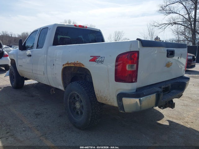 CHEVROLET SILVERADO 2500HD LT - 3