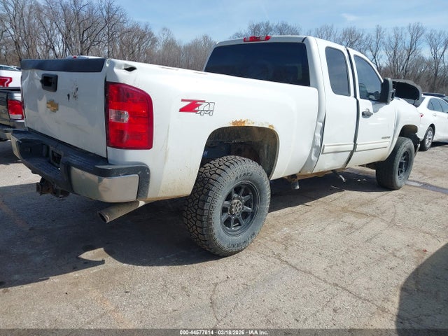 CHEVROLET SILVERADO 2500HD LT - 4