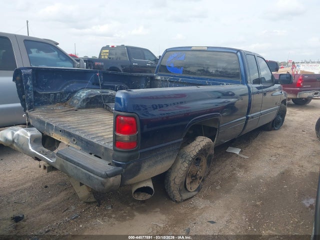 DODGE RAM 2500 ST - 4