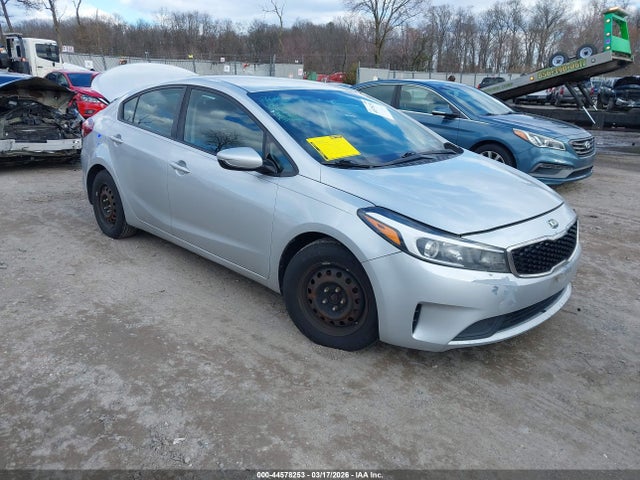 2017 KIA FORTE LX — фото 1