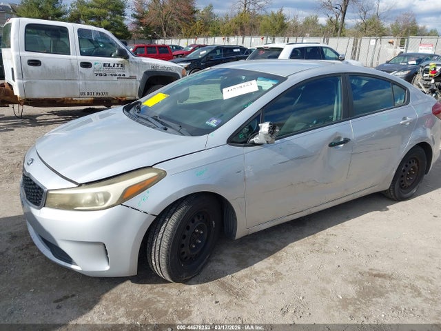 2017 KIA FORTE LX — фото 6