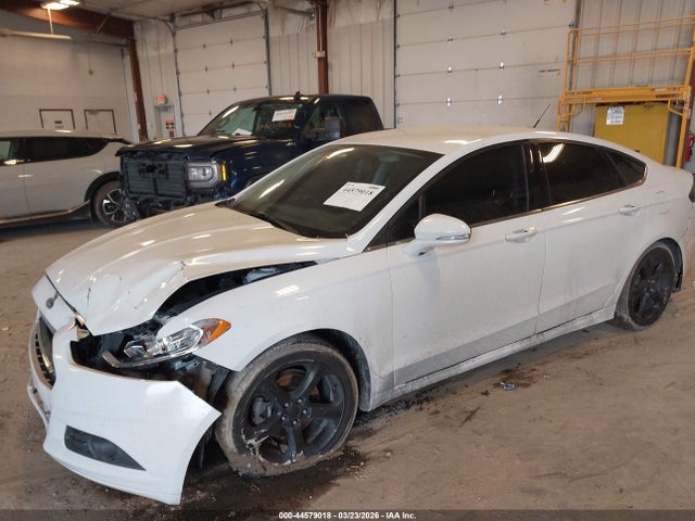 FORD FUSION SE - 2