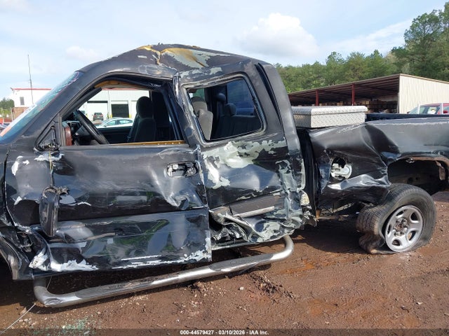 CHEVROLET SILVERADO 1500 LS - 6