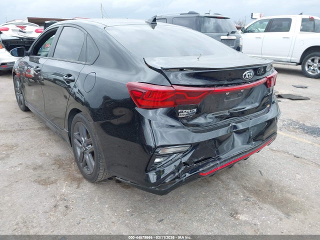 KIA FORTE GT-LINE - 6