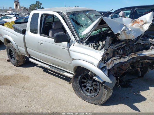 2003 TOYOTA TACOMA PRERUNNER V6