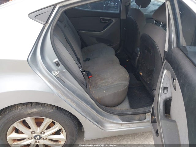 HYUNDAI ELANTRA SE - 8