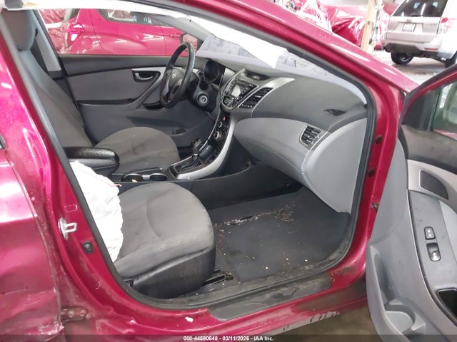 HYUNDAI ELANTRA SE - 5