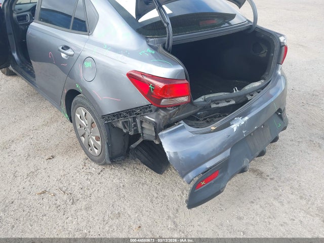 KIA RIO - 6