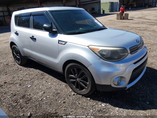 KIA SOUL + - 1