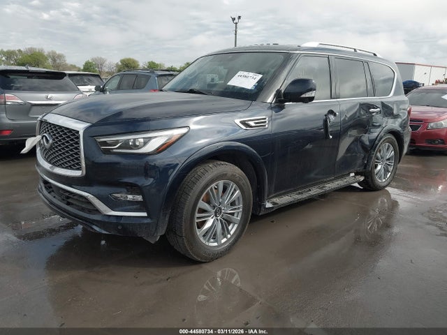 2023 INFINITI QX80 LUXE 2