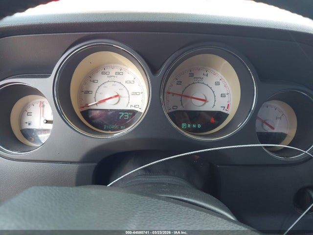 DODGE CHALLENGER SXT - 7