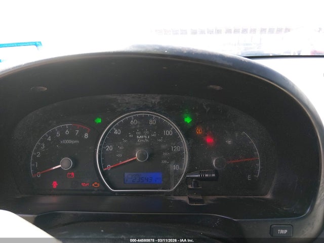 HYUNDAI ELANTRA GLS - 7