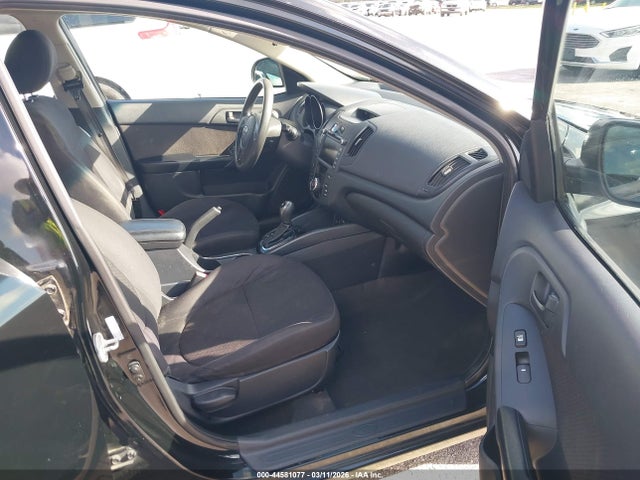 KIA FORTE EX - 5