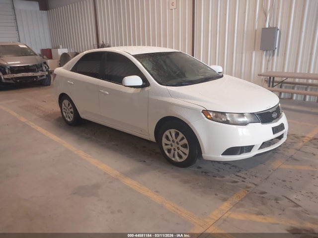 2013 KIA FORTE LX