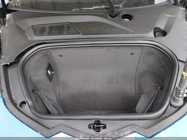 CHEVROLET CORVETTE STINGRAY - 10