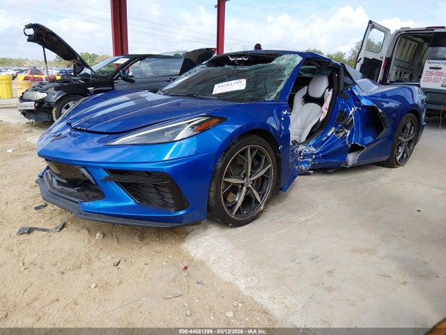 CHEVROLET CORVETTE STINGRAY - 2