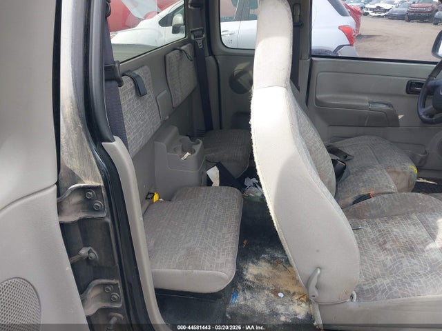 CHEVROLET COLORADO LS - 8