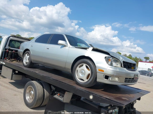 2000 LEXUS LS 