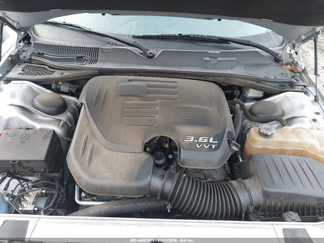 DODGE CHALLENGER SXT - 10