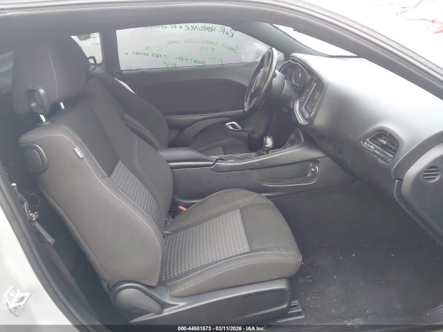 DODGE CHALLENGER SXT - 5