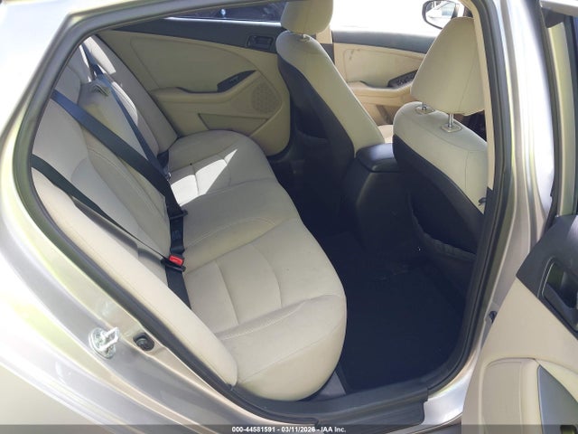 2015 KIA OPTIMA LX — фото 8