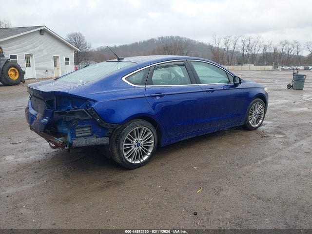 FORD FUSION SE - 4