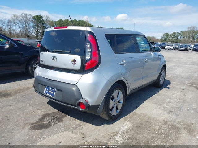 KIA SOUL - 4