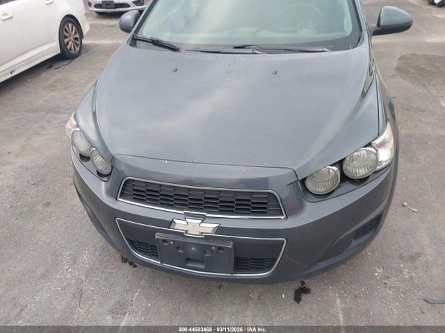 CHEVROLET SONIC LT AUTO - 6