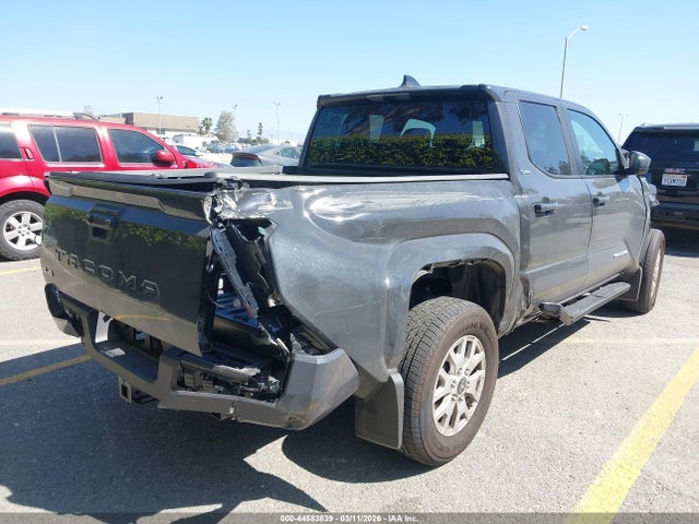 2025 Toyota TACOMA SR5 照片 4
