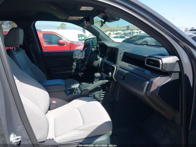 2025 Toyota TACOMA SR5 照片 5