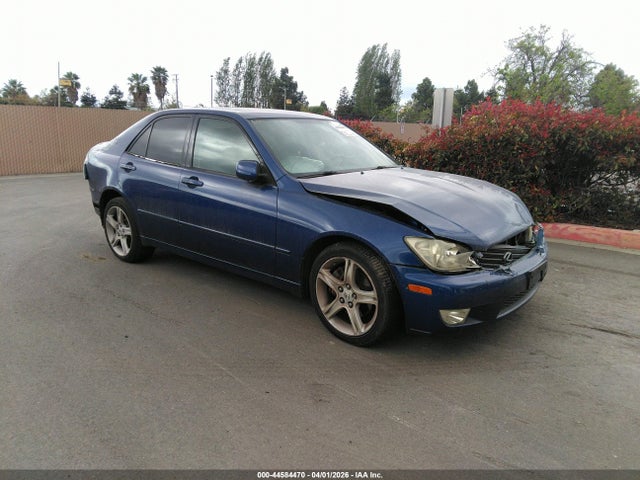 2001 LEXUS IS 