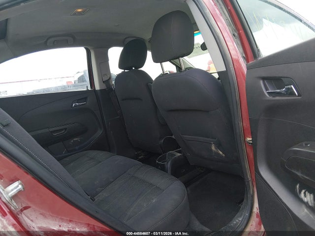 CHEVROLET SONIC LT AUTO - 8