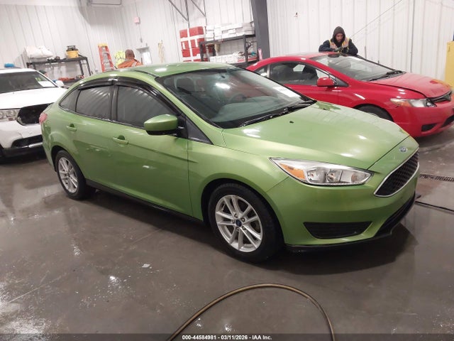 FORD FOCUS SE - 1