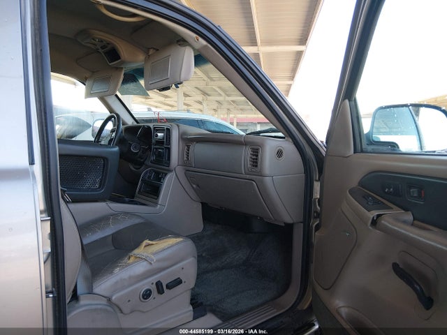 CHEVROLET AVALANCHE 1500 - 5