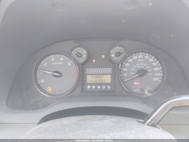 TOYOTA TUNDRA - 7
