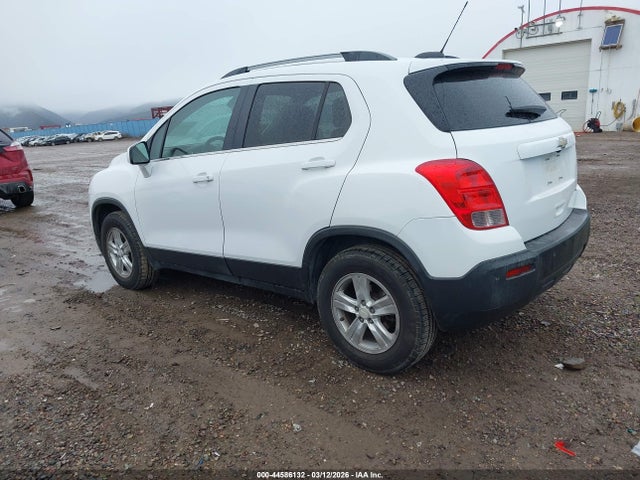 2016 Chevrolet TRAX LT — фото 3